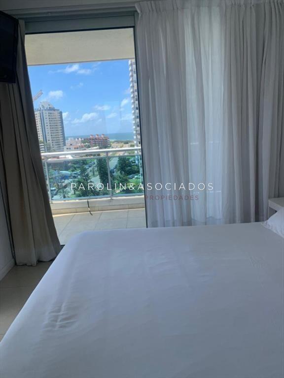 Apartamento en venta en Sol y Luna, Punta del