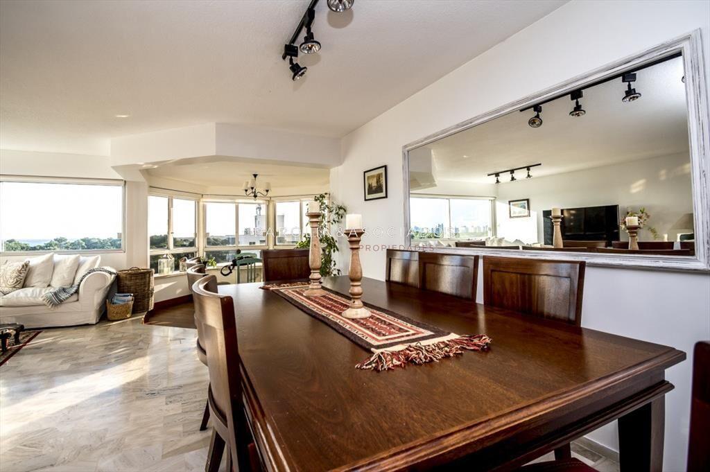 Apartamento de 3 dormitorios en venta Roosevelt