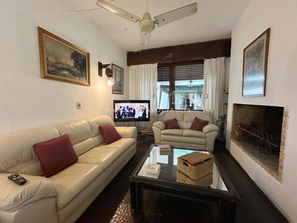 Gran Propiedad en Venta de 5 dormitorios ubicada