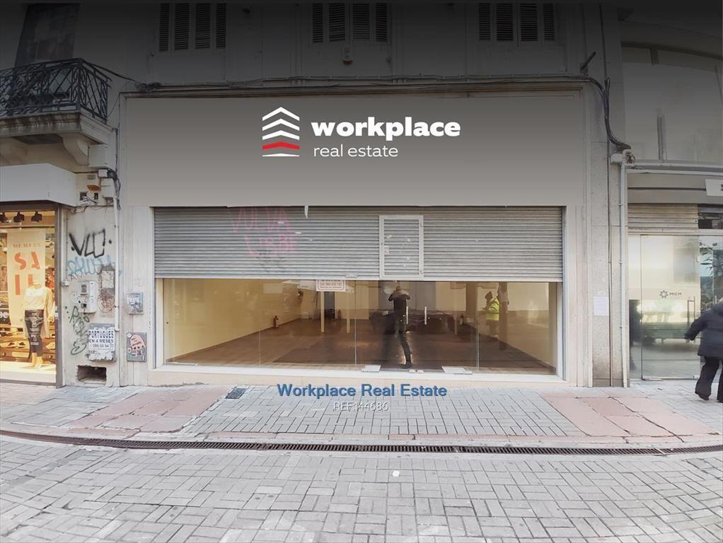 GRAN LOCAL COMERCIAL CON EXCELENTE VISIBILIDAD EN PEATONAL