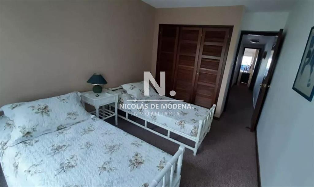 APARTAMENTO EN PRIMERA LINEA DE PLAYA MANSA, 2