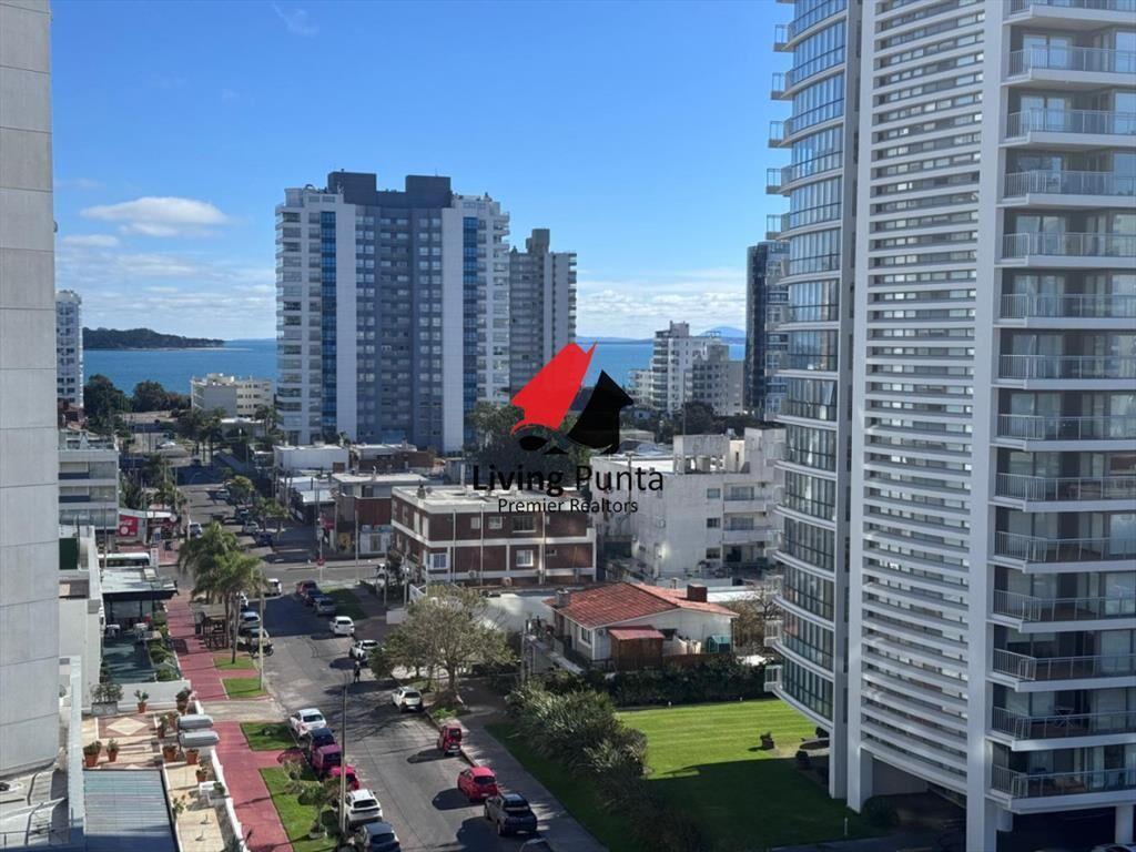 Hermosa unidad en venta con vista al mar