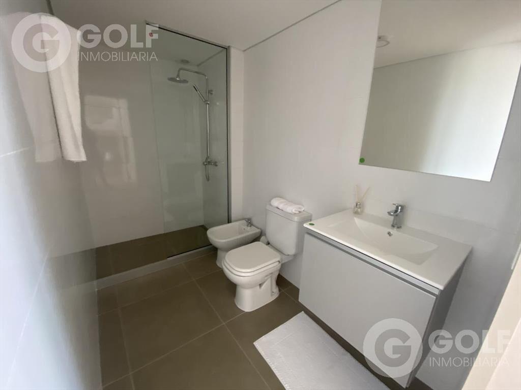Vendo apartamento de 1 dormitorio con vista hacia la Rambla