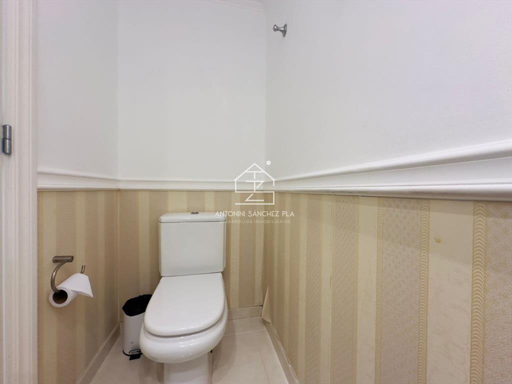 Apto en venta, excelente vista a la playa mansa,