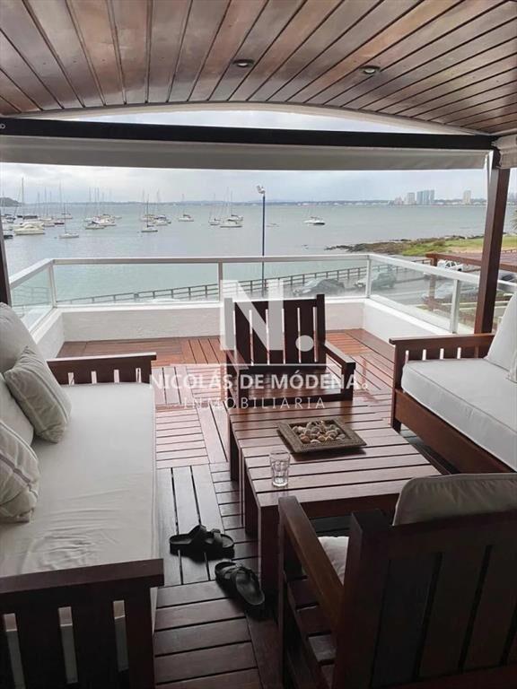 Departamento frente al mar, 4 dormitorios en suite
