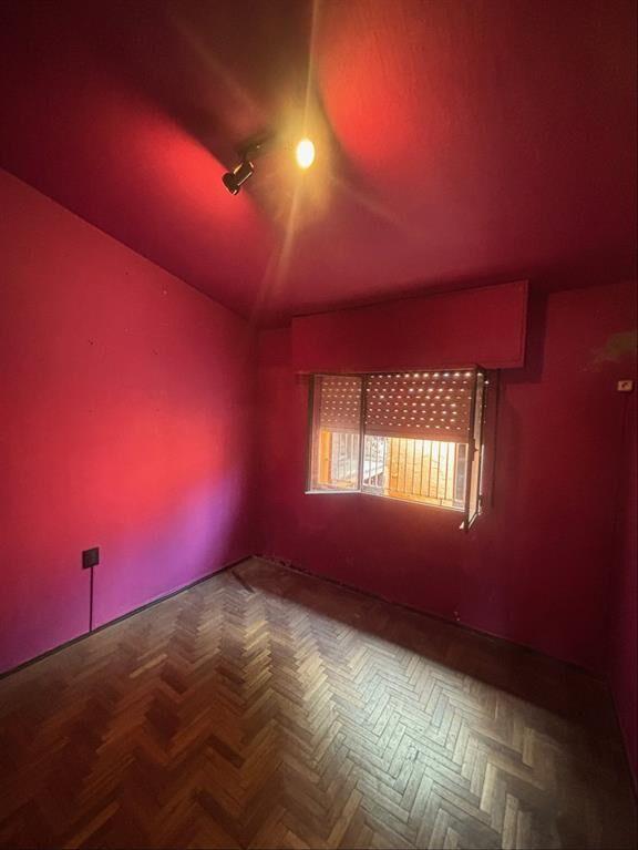 Dos casas en mismo padrón en Colón. Con renta.