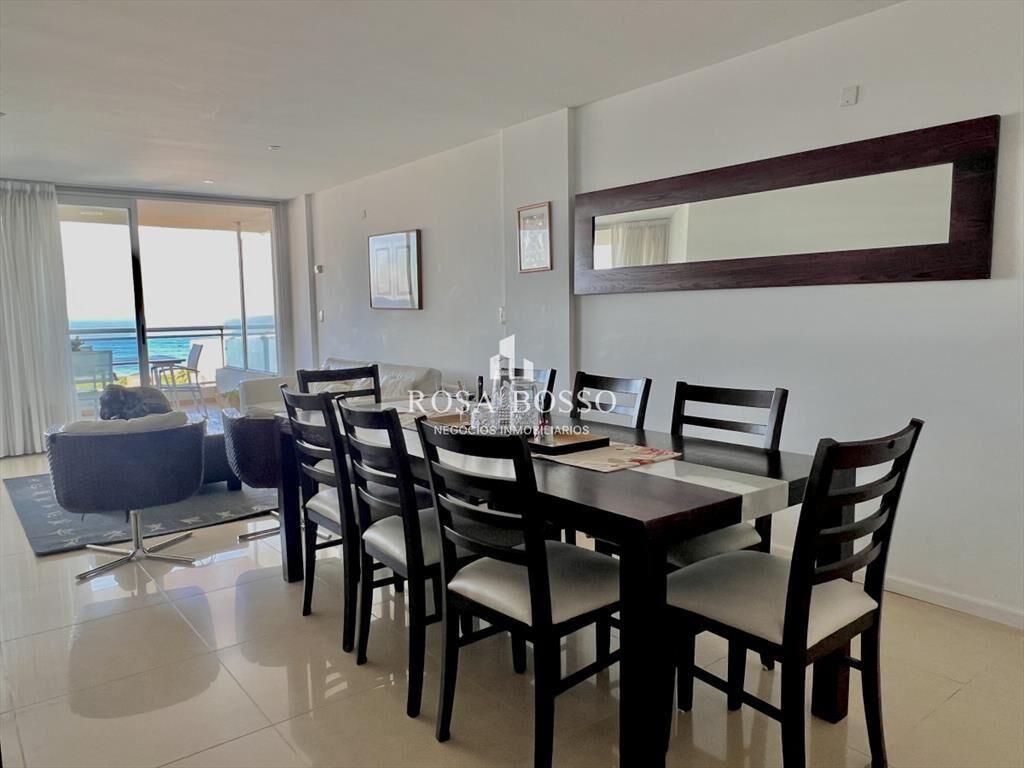 Venta Brava- Punta del Este; 4 dormitorios; 4 el