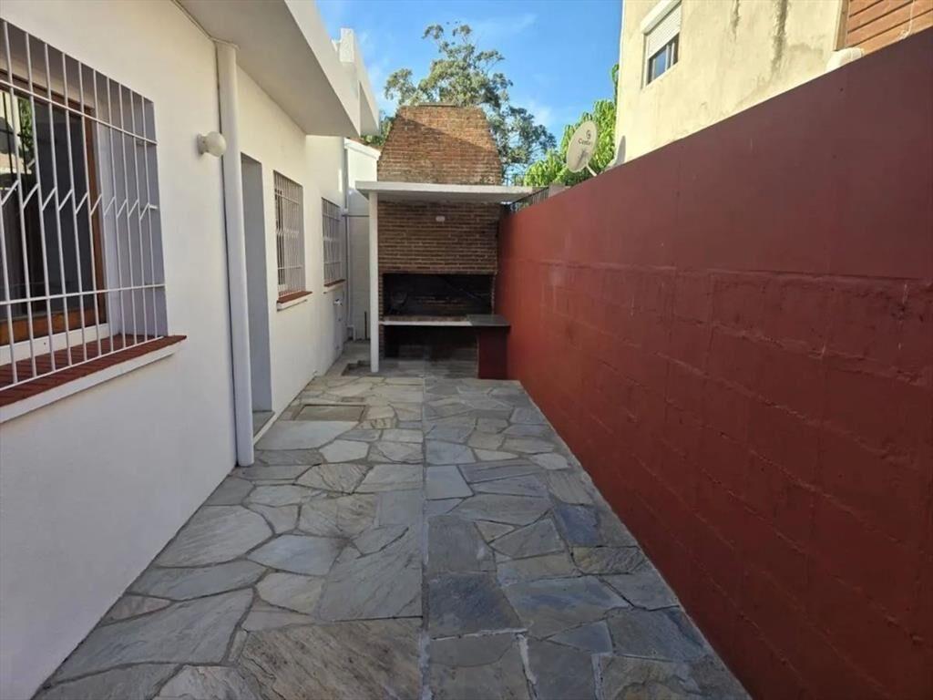 Venta de casa de 2 dormitorios en pinares