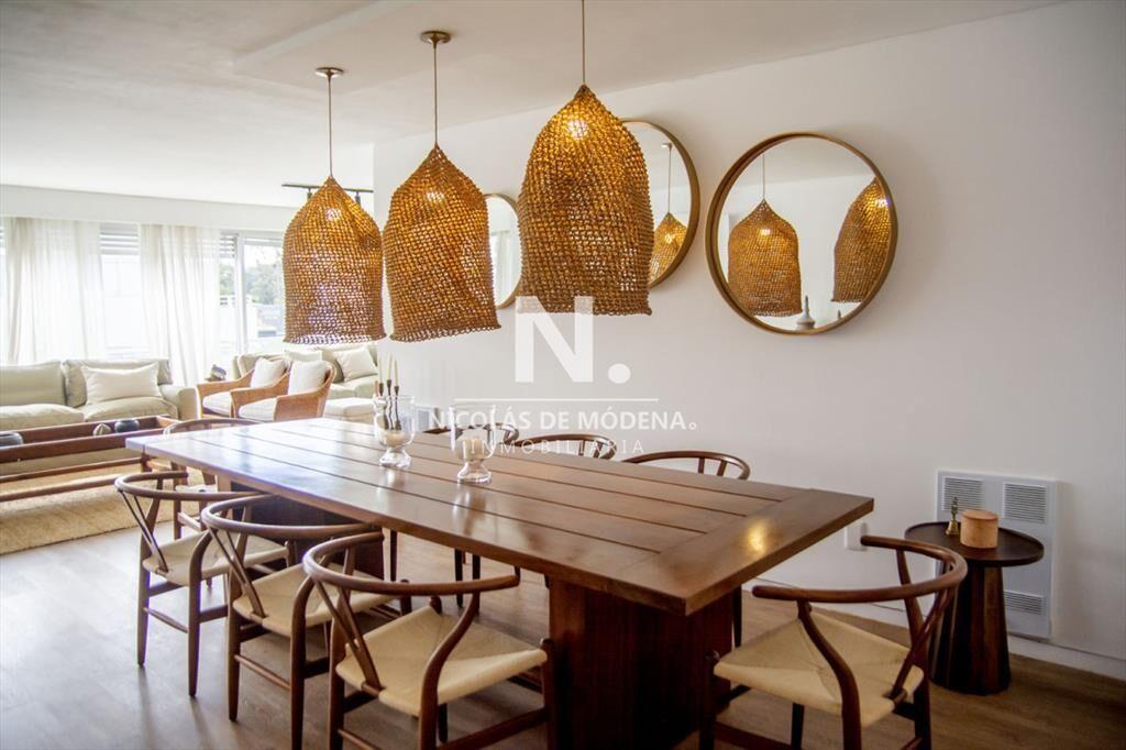 Vende apartamento de 3 dormitorios en Tiburon ,