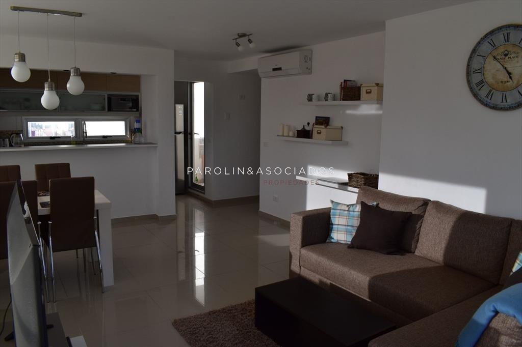 Apartamento en venta en Acapulco Tower, Punta del