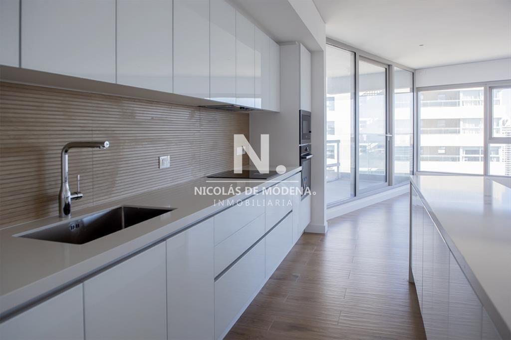 Apartamento primera linea de 2 dormitorios y 2 en