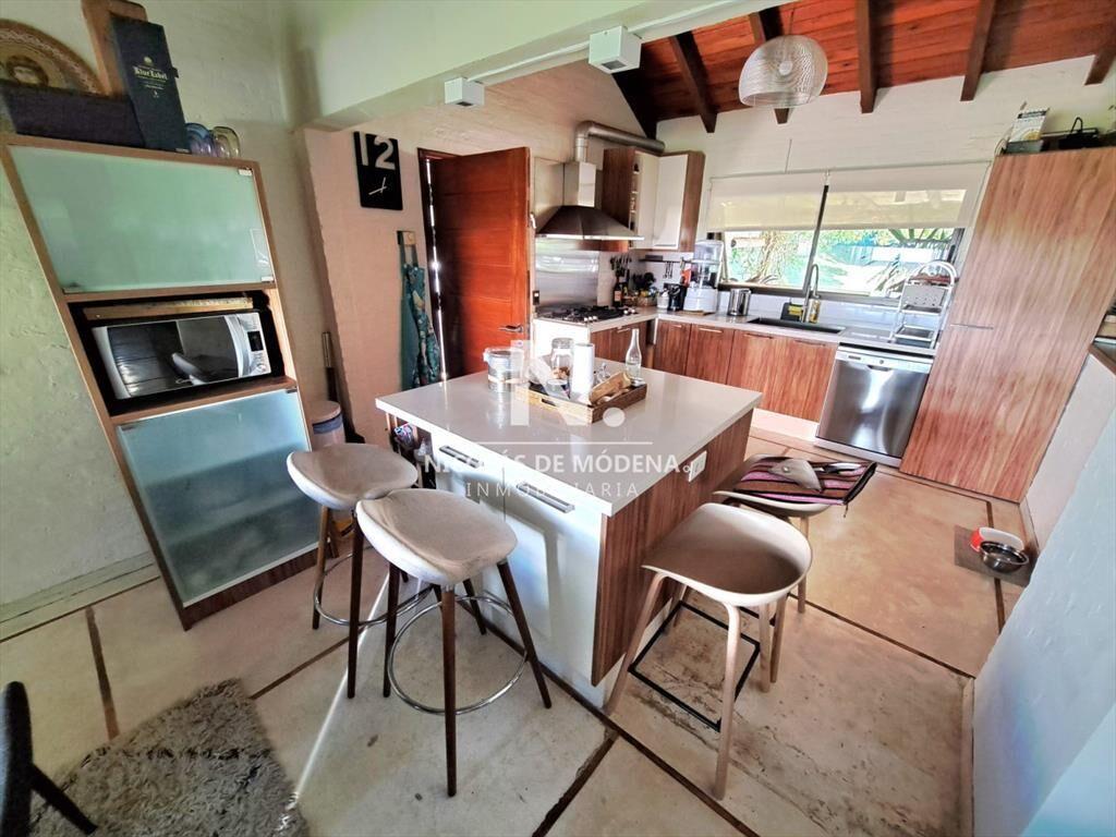 En venta apartamento de 3 dormitorios en Rincon