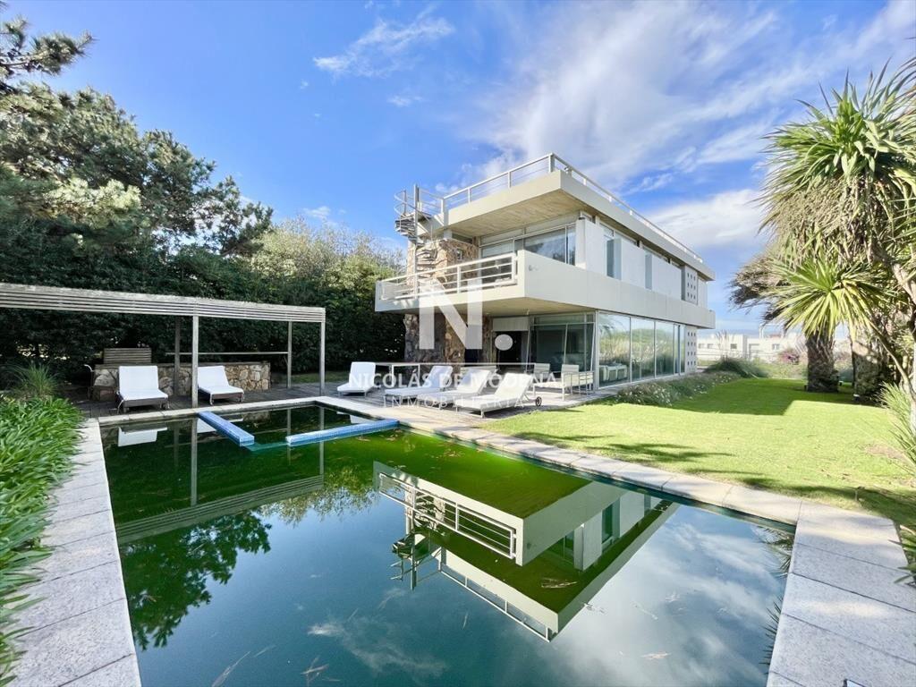 Venta Casa 5 dormitorios 4 baÃ±os - Vista al Mar