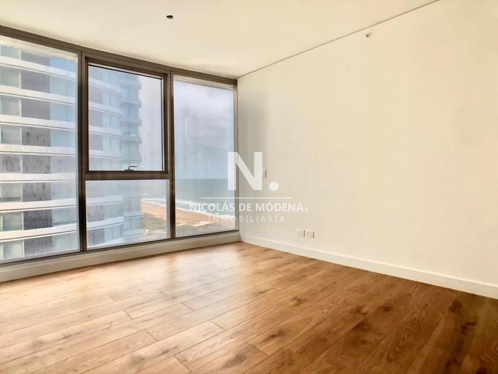 A estrenar impecable departamento de 3 doritorios
