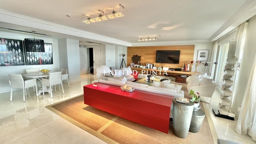 3 suites primera linea mansa