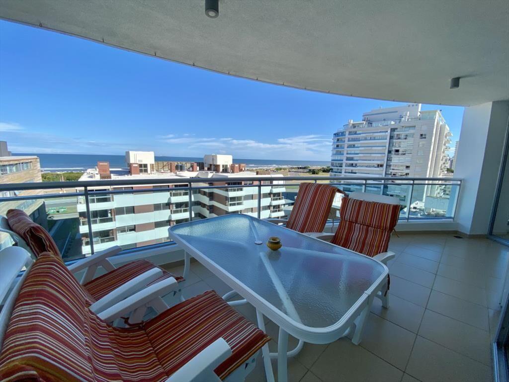 VENTA APARTAMENTO DE 3 DORMITORIOS MAS SOL Y I