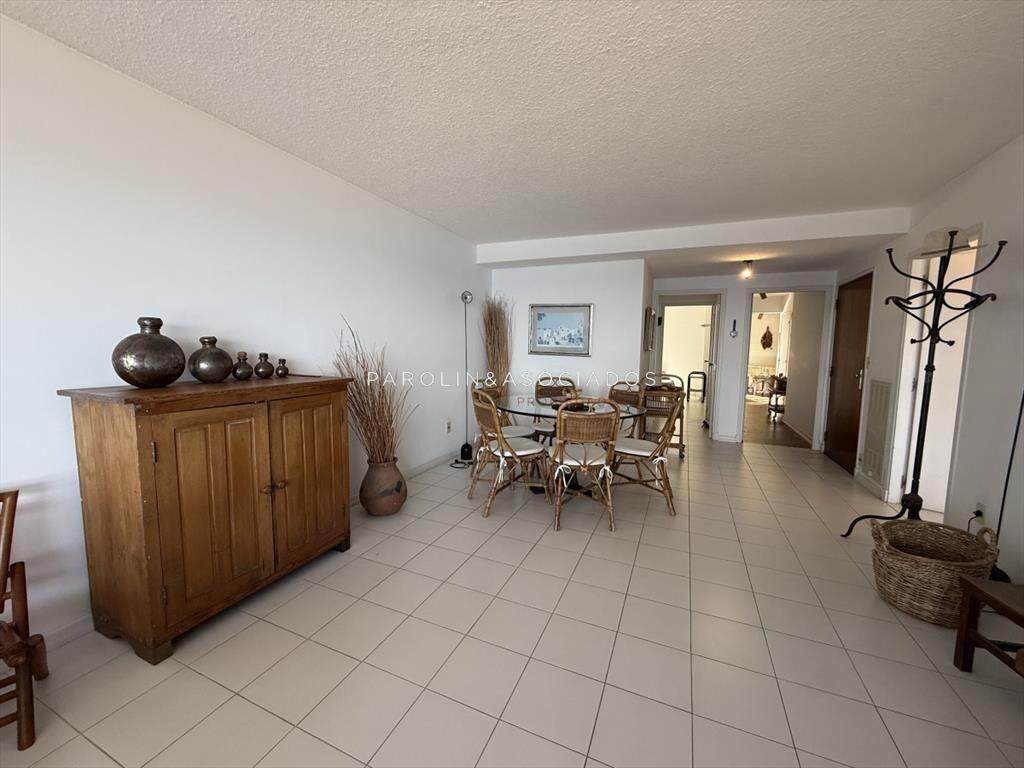 Departamento en Venta de 2 dormitorios en Playa