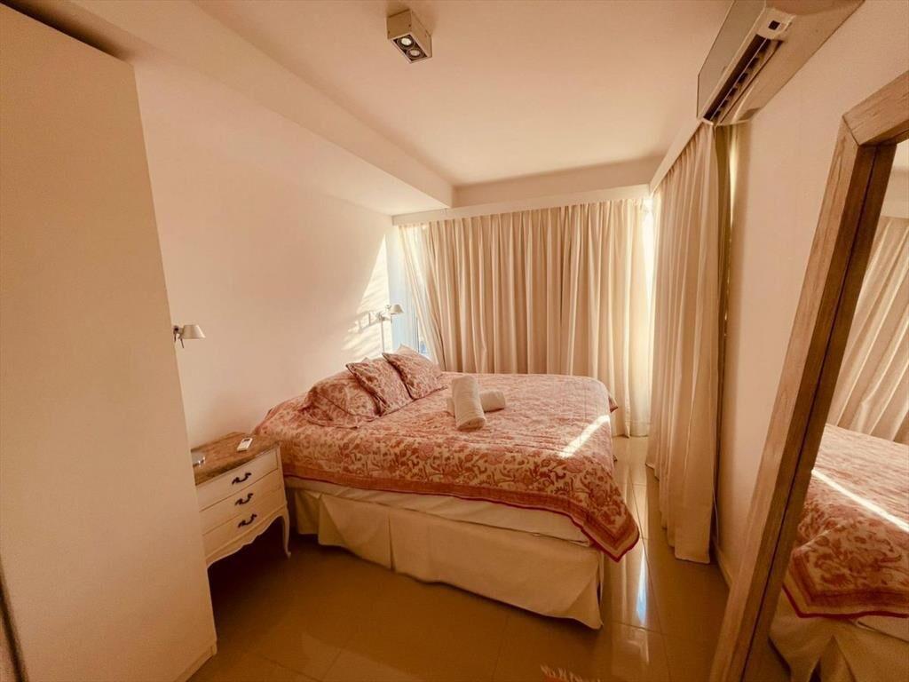 Venta de apartamento a pasos del puerto , 1 dormitorio