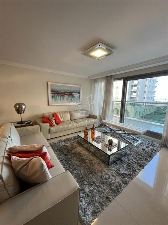 VENTA  Y ALQUILER DE MODERNO APARTAMENTO DE 3 EN