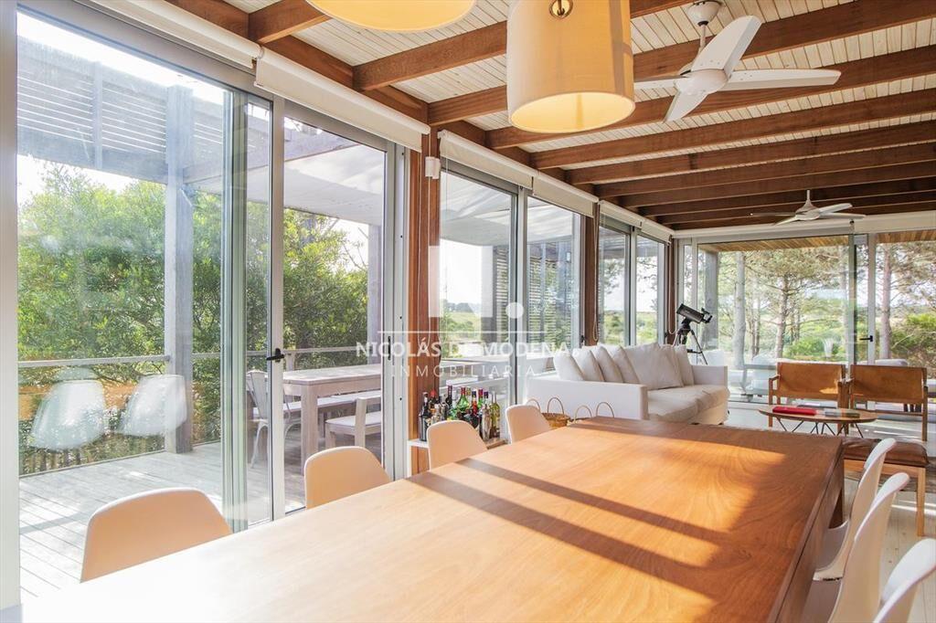 Casa en venta de 4 dormitorios en Laguna