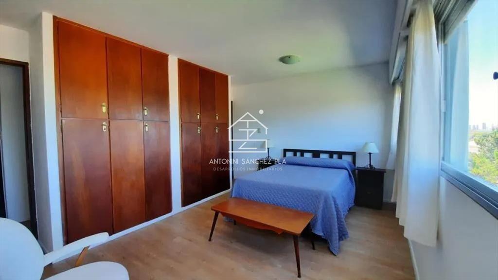 Venta apartamento 3 dormitorios y dependencia de servicio m