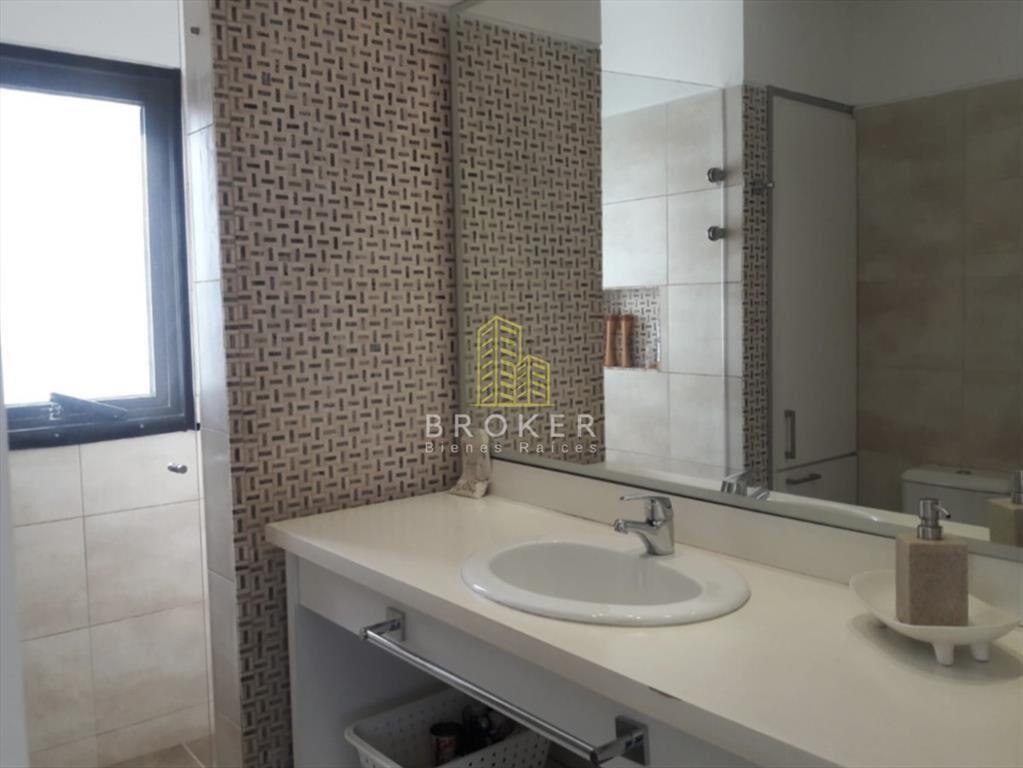 Casa 2 dormitorios barrio privado, Pinares. Punta