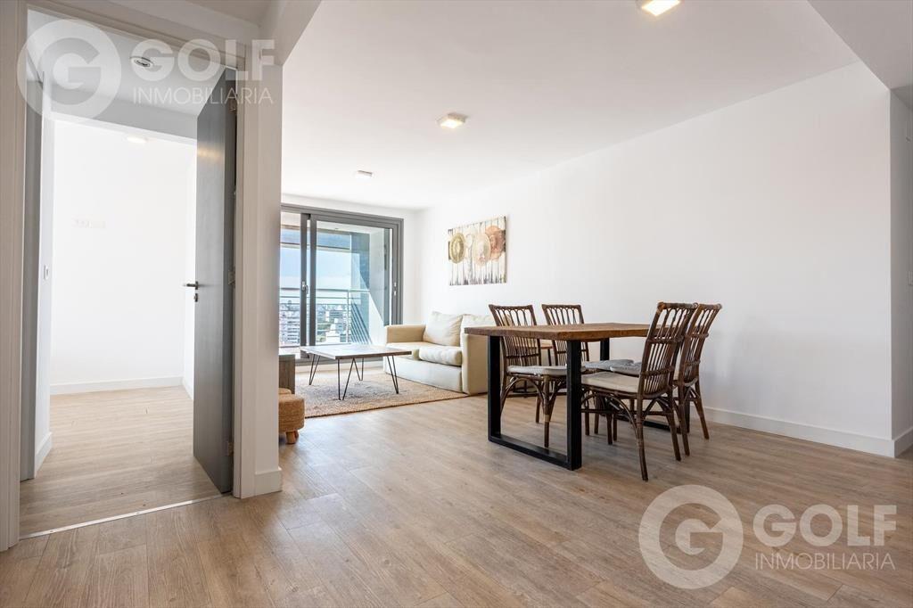 Alquiler de apartamento de 2 dormitorios con muebles y coch