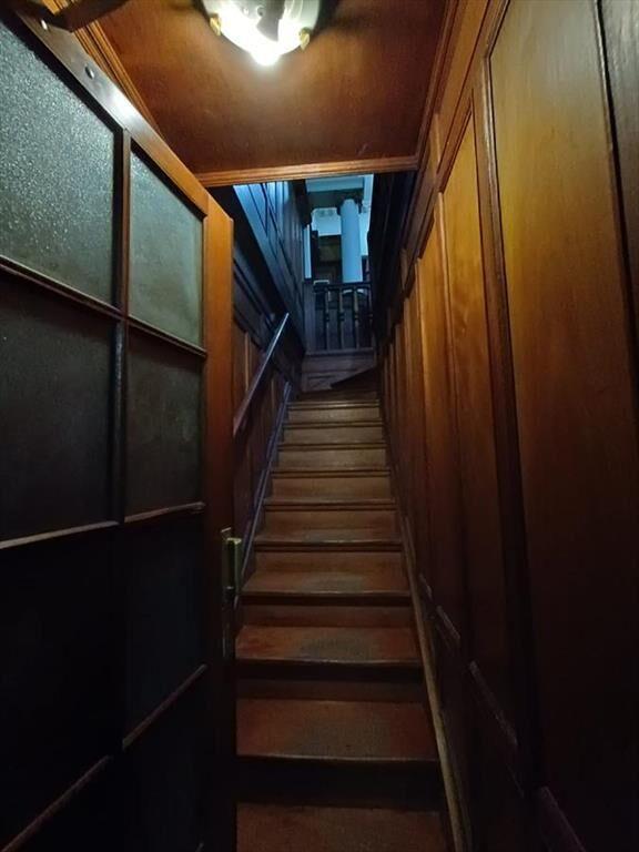 Rio Negro y San Jose , casa de 176 m2 , distribuída en dos