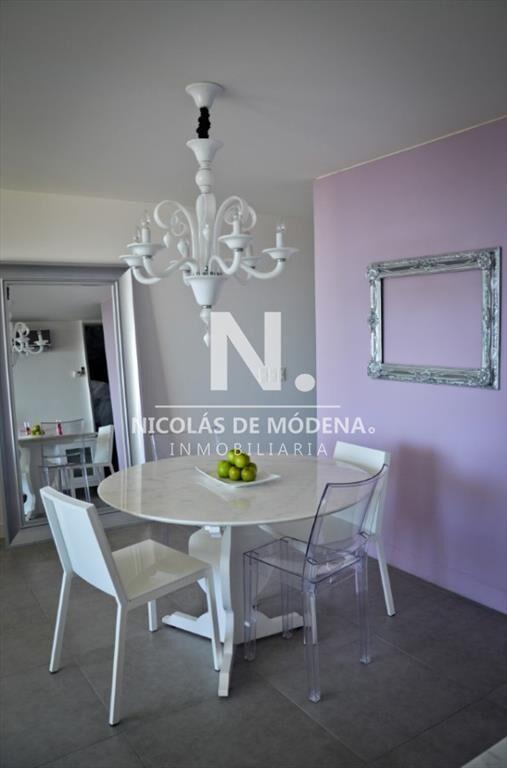 Departamento de 2 dormitorios en venta Punta del