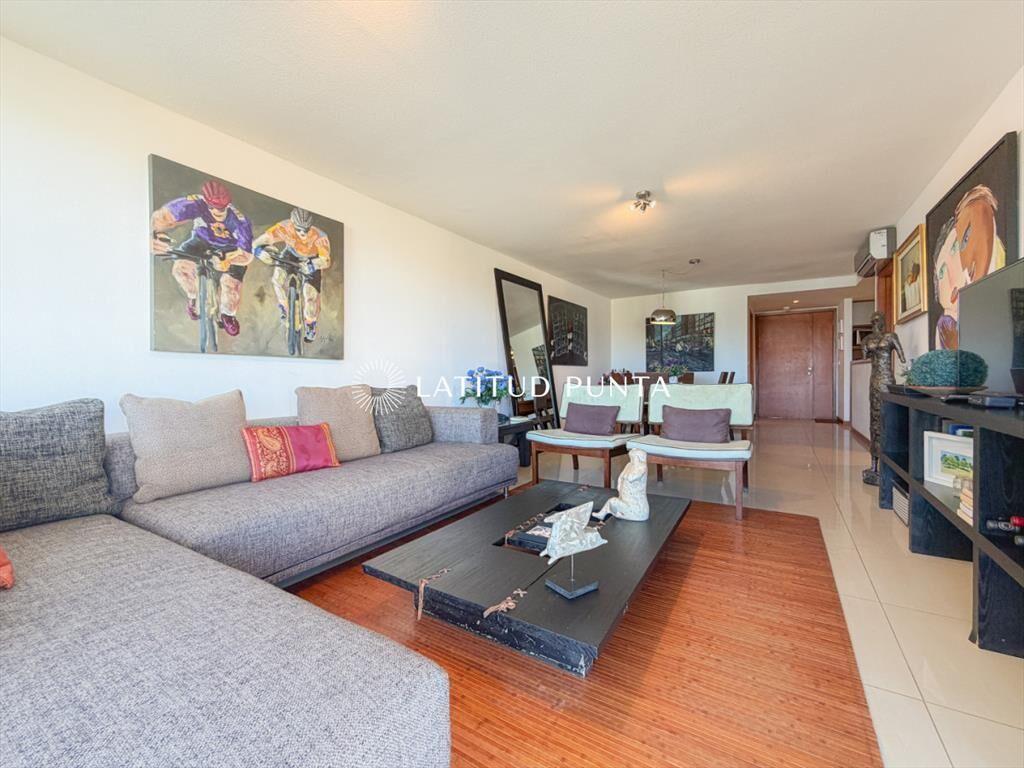 Apartamento en Roosevelt, 3 dormitorios