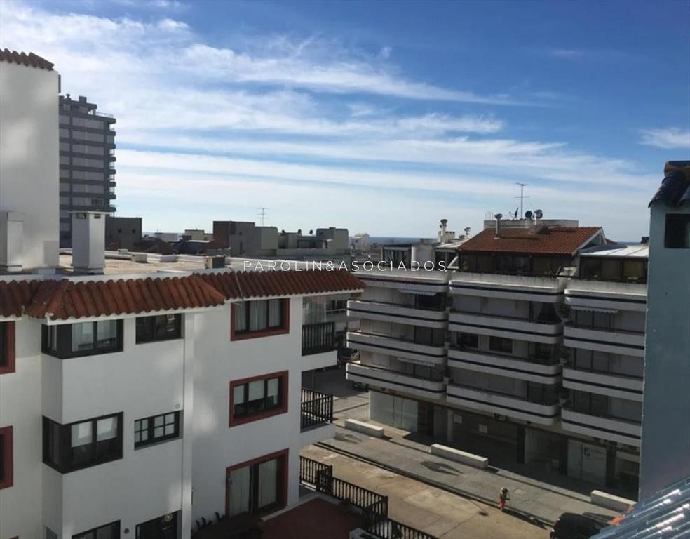 DUPLEX EN PENINSULA CON VISTA AL PUERTO