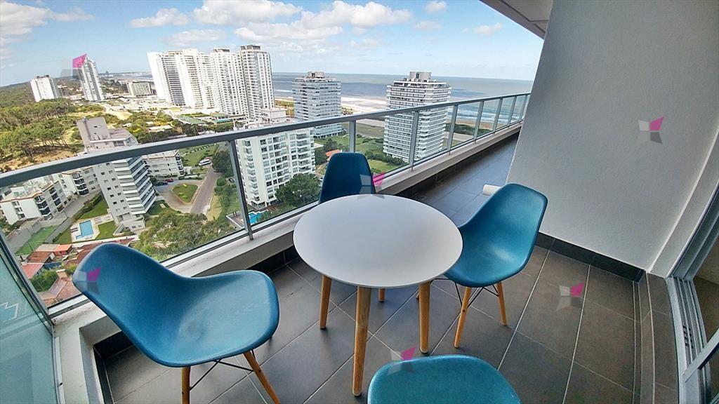 VENTA PLAYA BRAVA WIND TOWER