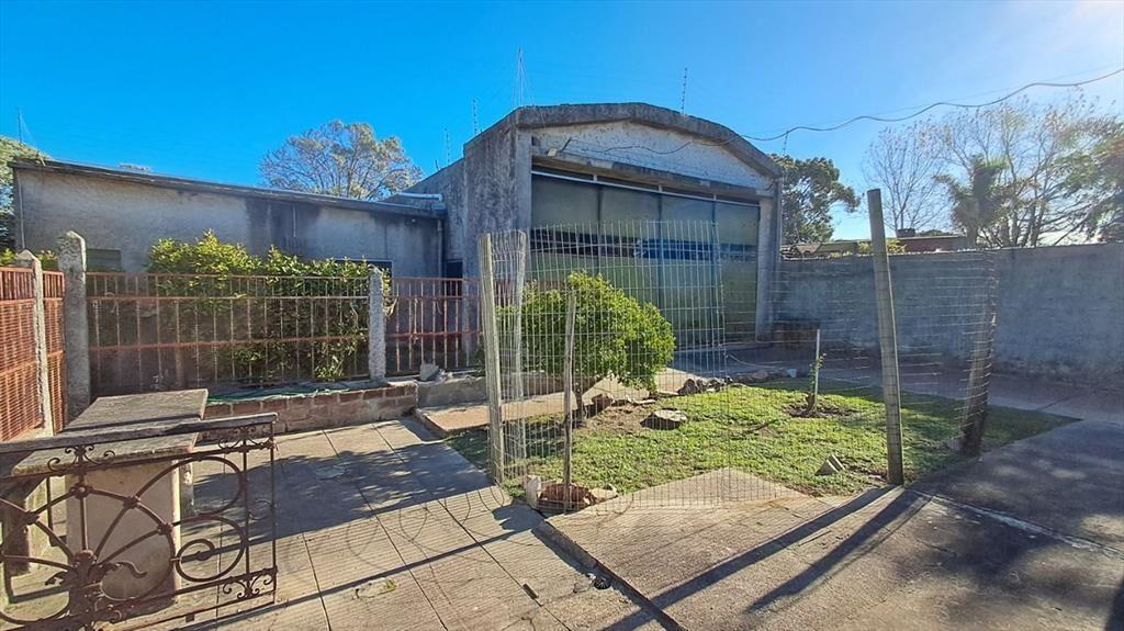 VENTA NUDA PROPIEDAD CASA 2 DORMITORIOS SOLYMAR