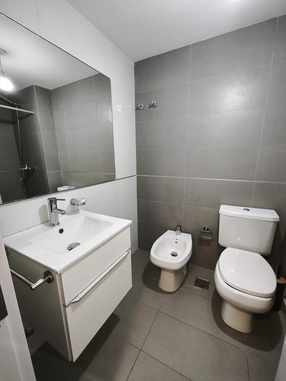 Alquiler en el Centro de Apartamento de Un Dormitorio frent