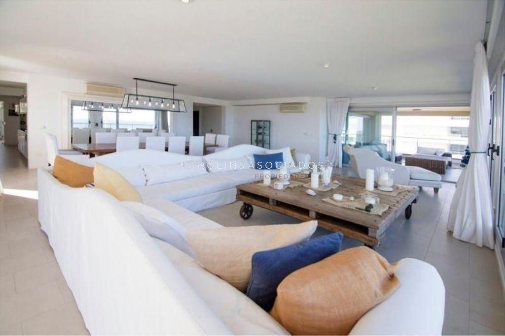 Apartamento en venta de 3 dormitorios en Terrazas