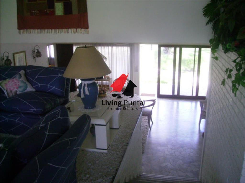 Casa en Mansa, 4 dormitorios