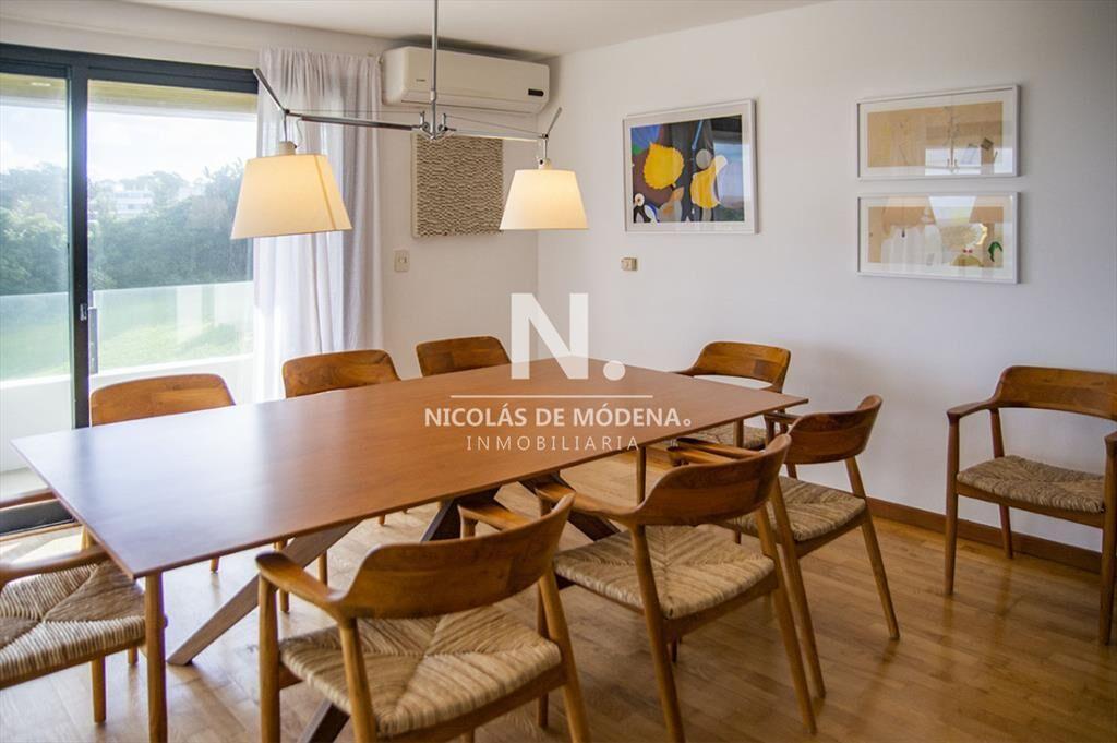 Apartamento de 3 dormitorios ensuite en primera