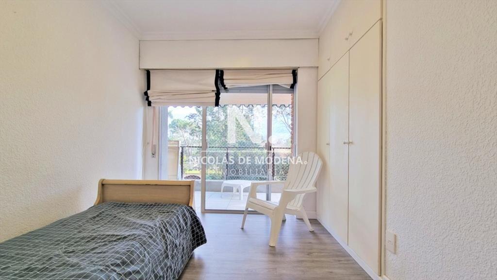Vende departamento de 2 dormitorios en Mansa -