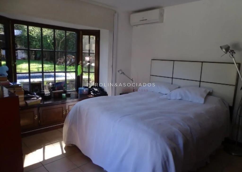 Casa de 4 dormitorios en venta en Lugano, Punta
