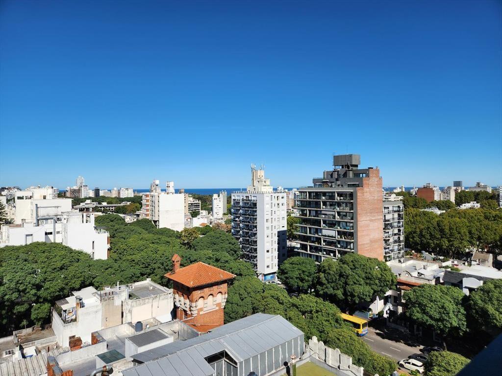 Venta apartamento de 1 Dormitorio en Pocitos piso alto con