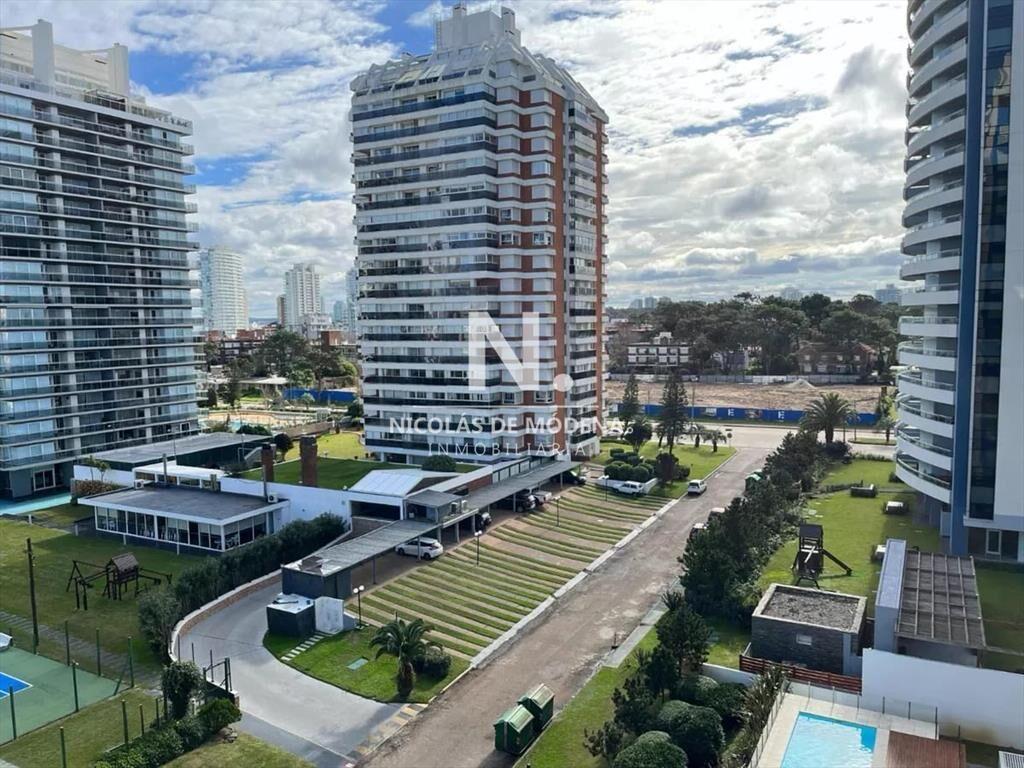 Apartamento en venta - 2 Dormitorios Playa Brava,