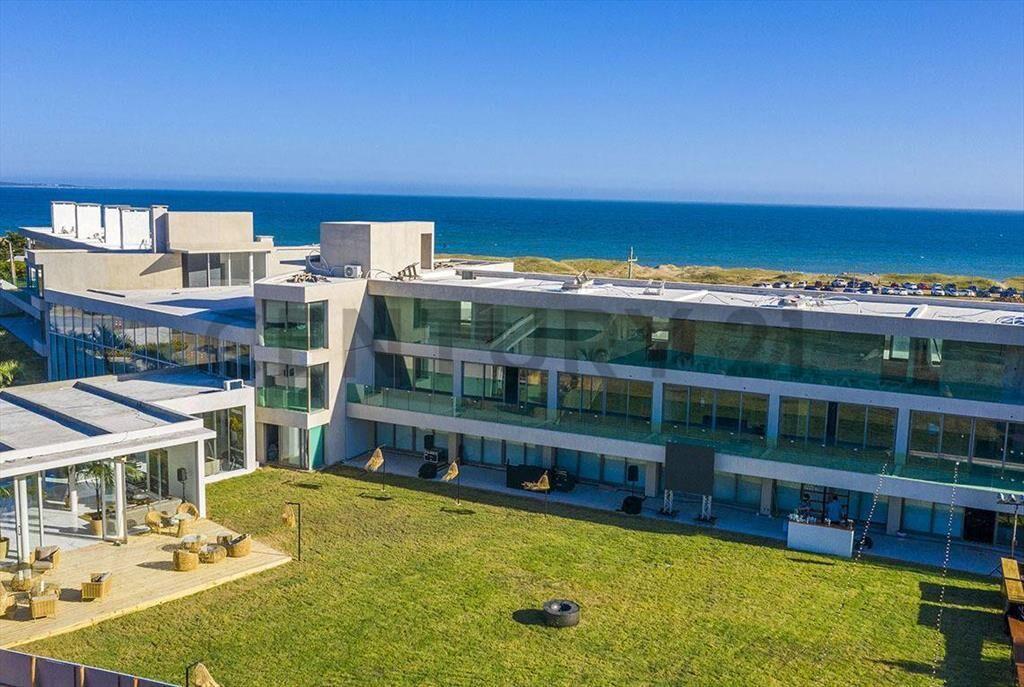 Apartamentos vista al mar, piscina privada, Playa las gr...