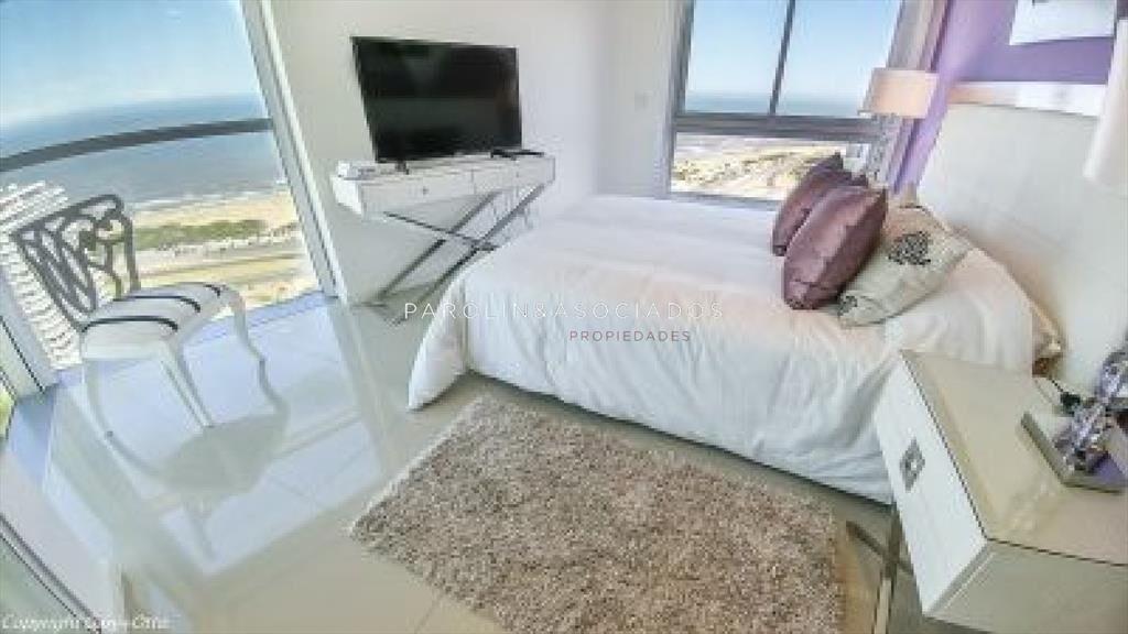 Apartamento en venta de 3 dormitorios en Wind del