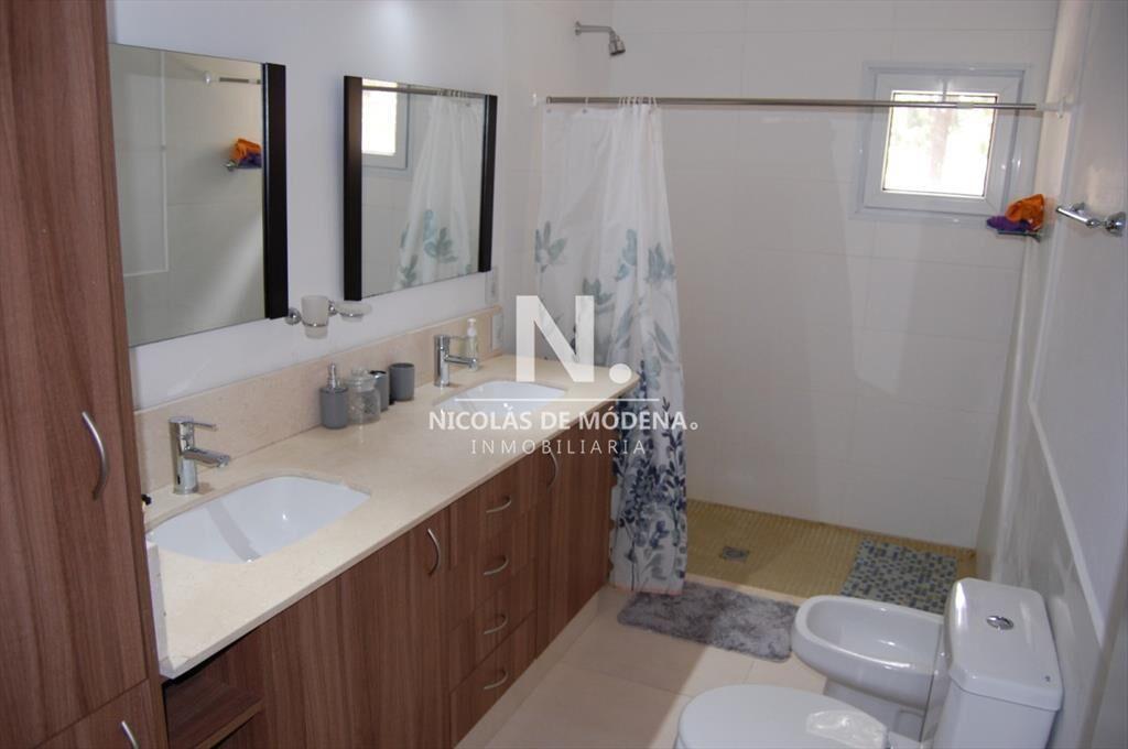 Hermosa casa en excelente zona