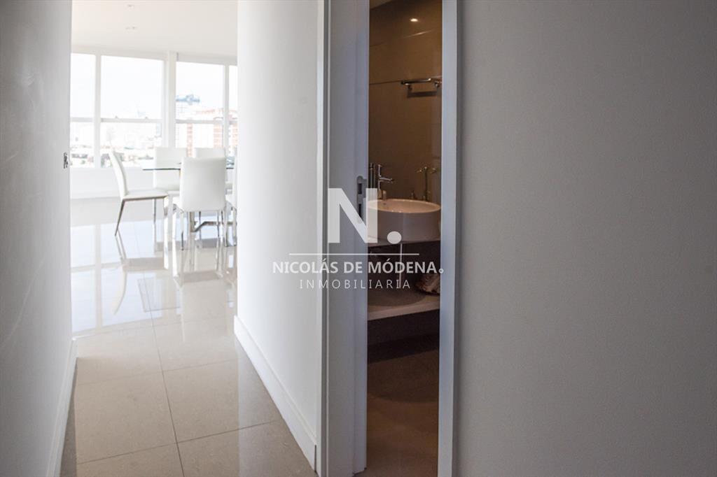 Espectacular Ph en Torre Alexander Collection con