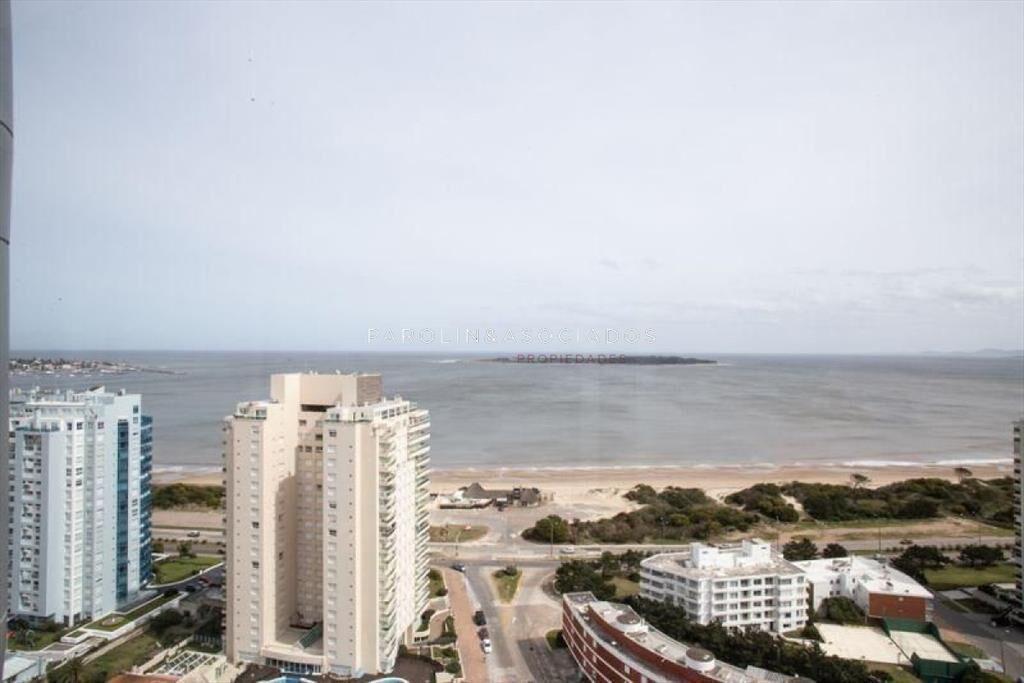 Apartamento en venta de 3 dormitorios en Miami