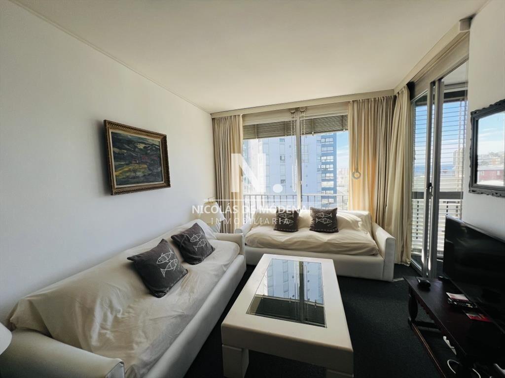 ALQUILER Y VENTA de encantador apartamento en