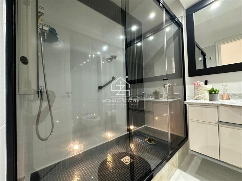 Venta de apartamento de dos dormitorios en Punta