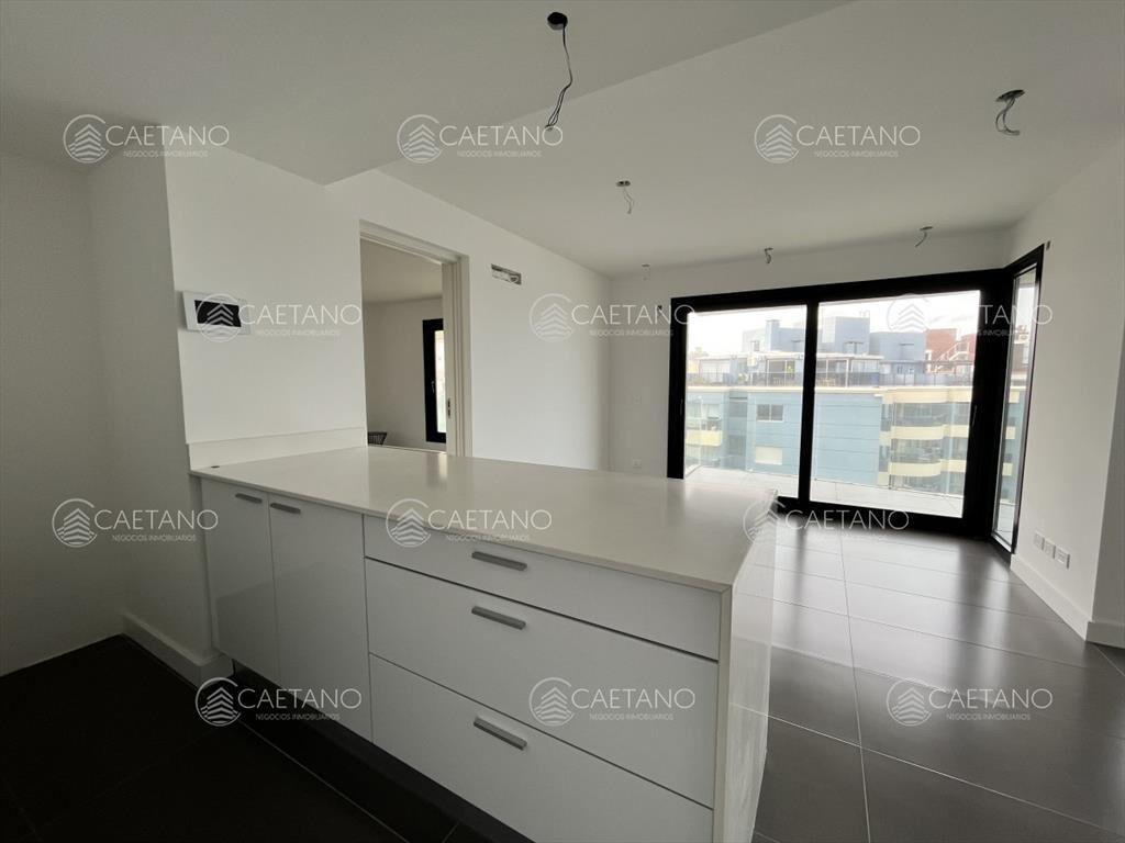 Venta y aquiler apartamento en Península