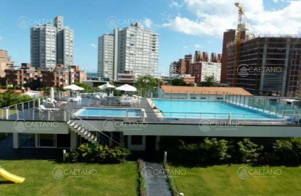 Venta apartamento 3 dormitorios. Playa brava, del